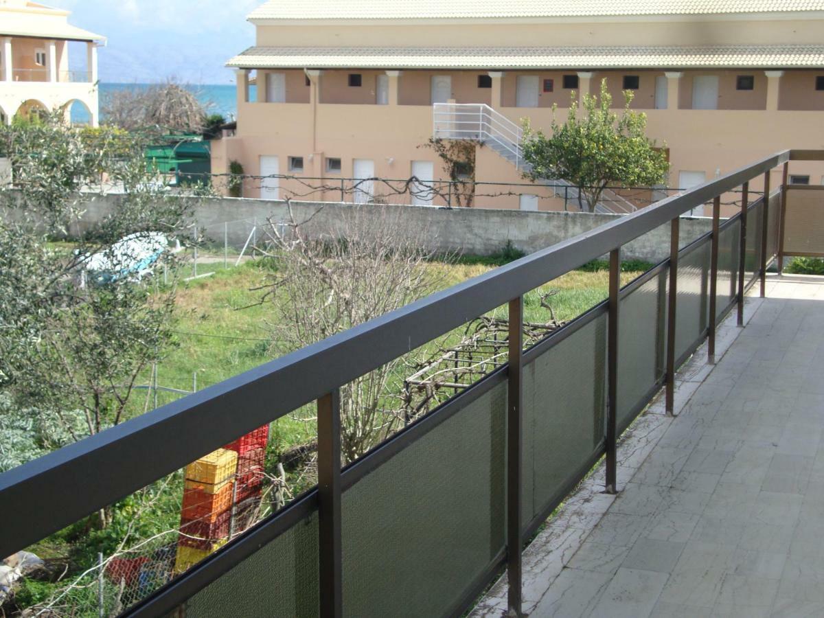 Alex Apartments Roda  Exterior photo